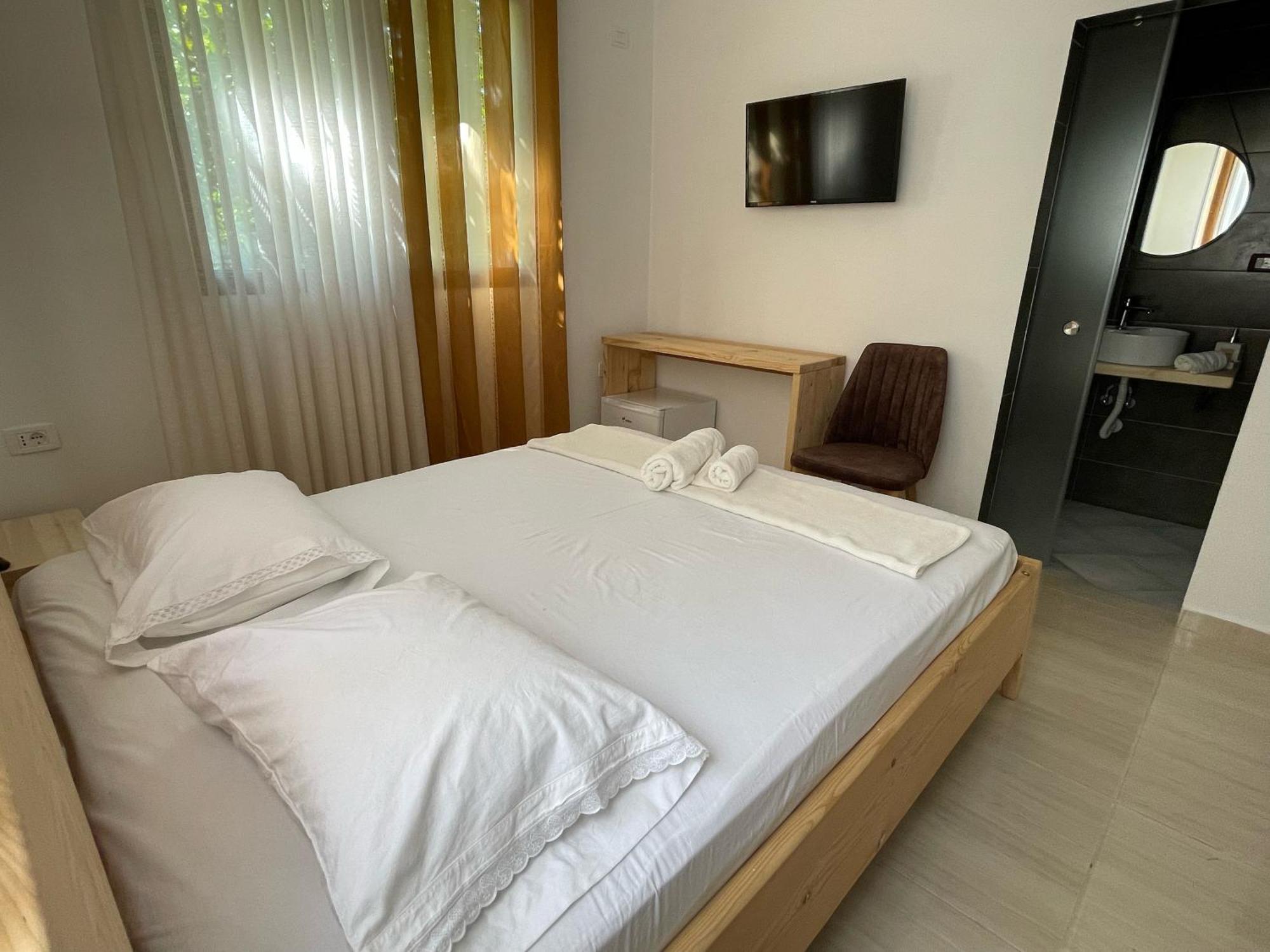 Xho'S Forest Guest House Berat Oda fotoğraf
